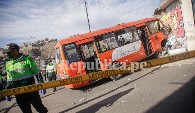 El accidente se produjo al promediar las 7.20 horas en el sector de El Porvenir. Foto: Rodrigo Talavera/La República