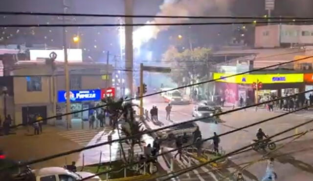 Explosión se registró en una de las principales avenidas del distrito. Foto: captura de Tío Chorrillano