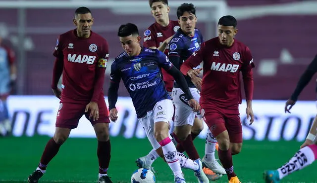 Lanús perdió 2-1 con Independiente del Valle por la ida en Ecuador. Foto: EFE