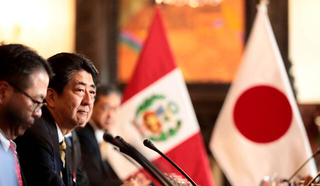 Durante su visita, Abe compartió con la colectividad japonesa nikkei en el Perú. Foto: Andina/difusión