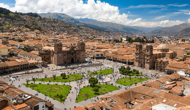 La Plaza de Armas en Cusco ha sido escenario de momentos claves de la historia peruana. Foto: composición LR/Perú Rail