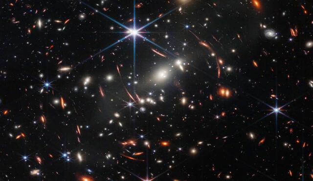 El cúmulo de galaxias SMACS0723 es la primera imagen científica del James Webb. Foto: NASA