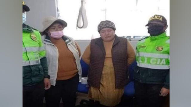 Puno. Mujeres deben responder con relación a la procedencia del dinero que llevaban consigo. Foto: PNP