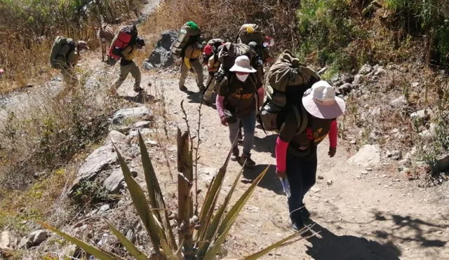 Cultura Cusco señaló que también debe evitarse el paso por la vía férrea. Foto: Andina