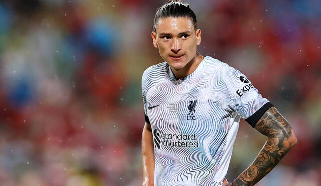 Darwin Núñez debutó con la camiseta del Liverpool ante el Manchester United. Foto: EFE