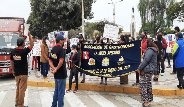 Asociaciones de Monsefú denunciaron el alto costo de los alquileres de stands para el Fexticum. Foto: URPI/LR-Norte