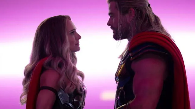 Thor y Mighty Thor protagonizaron el beso vegano. Foto: Marvel Studios