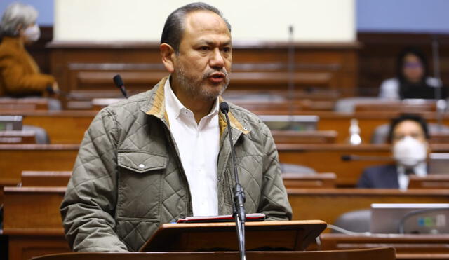 Ministro Mariano González se presentó ante el Pleno y respondió las preguntas de los parlamentarios. Foto: Mininter