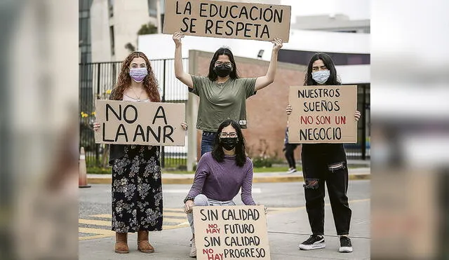 Su turno. Los jóvenes se organizan. Anuncian medidas legales y protestas contra el Congreso. Foto: Antonio Melgarejo/La República