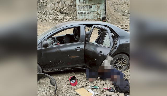 Sin piedad. Las víctimas fueron sorprendidas dentro del auto. Foto: difusión