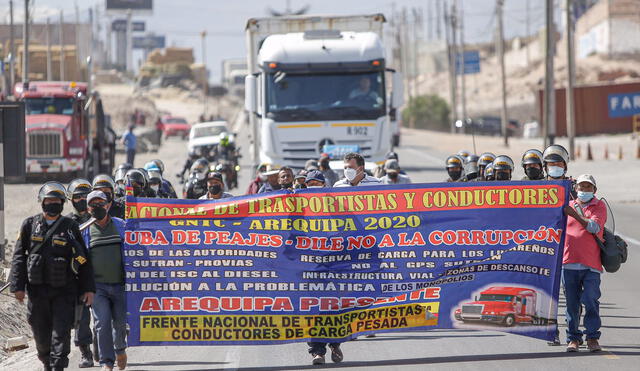 Paro de transportistas en Arequipa no tuvo gran apoyo. Foto: Rodrigo Talavera/La República