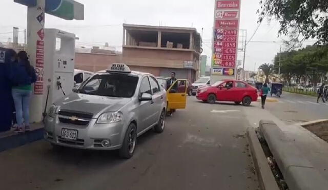 Transportistas de la región Lambayeque se mostraron indignados frente al incremento de S/ 1,50 en el precio del gas licuado de petróleo (GLP). Foto: Rosa Quincho/URPI-GLR