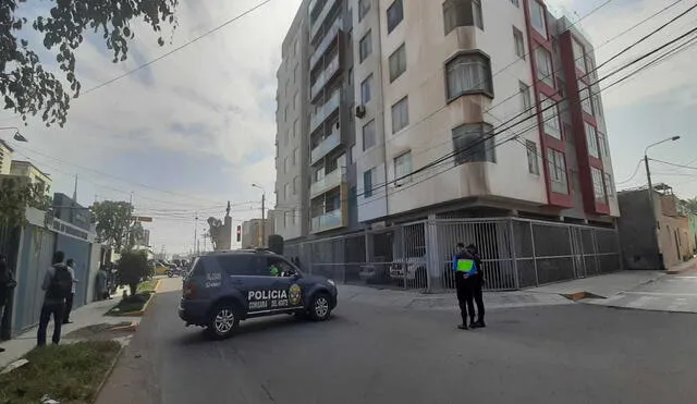 El hecho se reportó en un edificio de departamentos ubicado en la avenida Salaverry. Foto: URPI/LR- Norte