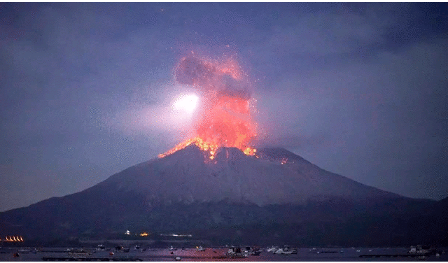 Agencia Meteorológica de Japón elevó la alerta de Sakurajima a nivel cinco, el máximo, que insta a los habitantes a evacuar. Foto: @InfoMeteoTuit / Twitter