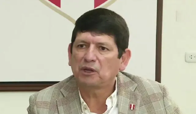 Agustín Lozano se refirió sobre los entrenadores que podrían dirigir a la selección peruana. Foto: captura de Fútbol en América