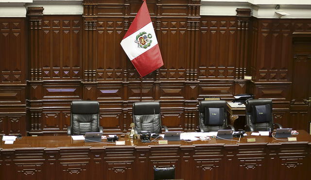 Encrucijada. De agravarse la situación judicial del presidente Castillo, quien ocupe la presidencia del Congreso podría asumir luego la presidencia de la República de modo transitorio. Foto: difusión