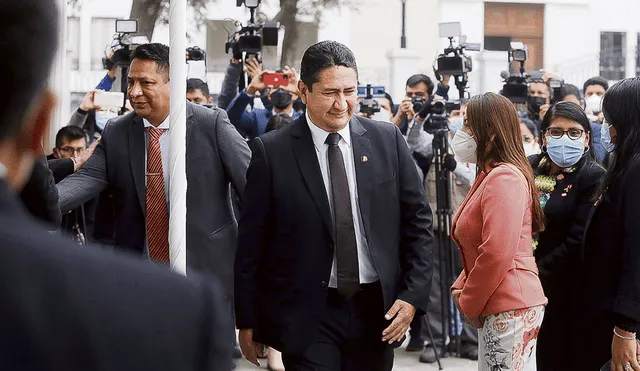 Perú Libre. Vladimir Cerrón afronta una nueva comparecencia restringida. Foto: Félix Contreras / La República