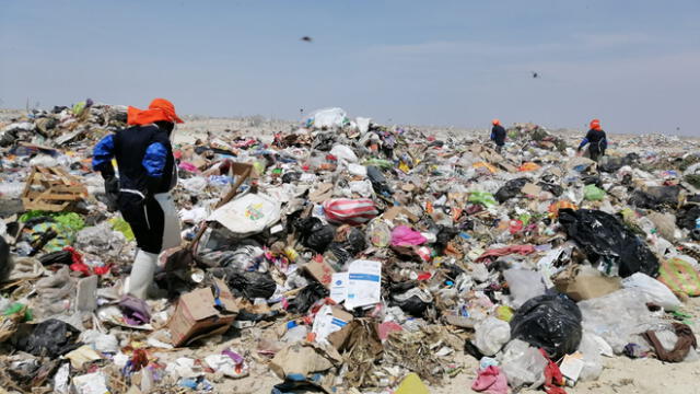 Pobladores advierten presencia de botadero de basura en Tambogrande. Foto: La República.