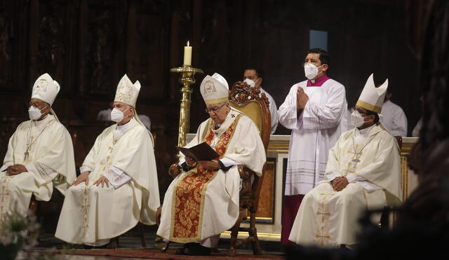 Presidente Pedro Castillo y primera dama participan de la misa y tedeum en la Catedral de Lima. Foto: Carlos Félix/ La República