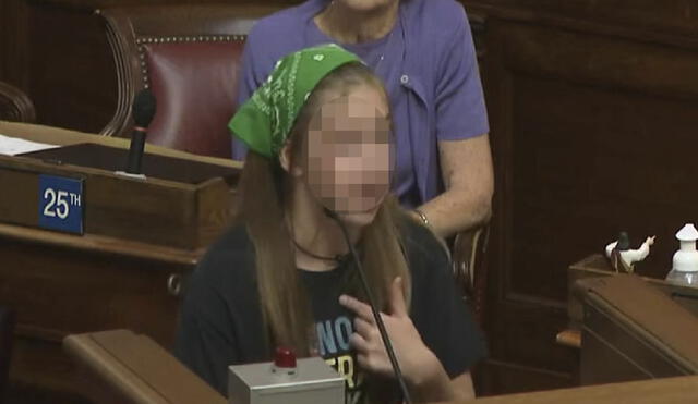 Niña de 12 años participa ofrece testimonios en Virginia Occidental, mientras los legisladores del estado debatían la prohibición del aborto en el estado. Foro: CNN a Español