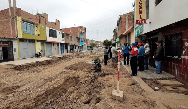 Vecinos de la calle San Fernando y la prolongación Jorge Chávez denunciaron vicios en obra. Foto: La República/Carlos Romero