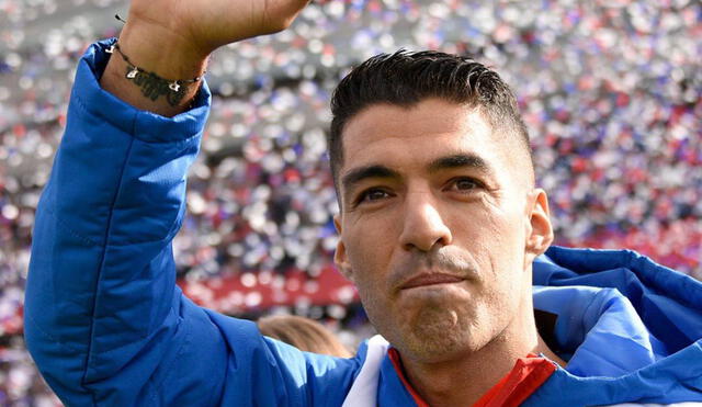 El 'Pistolero' fue presentado en Nacional frente a un gran marco de público. Foto: Nacional/Twitter