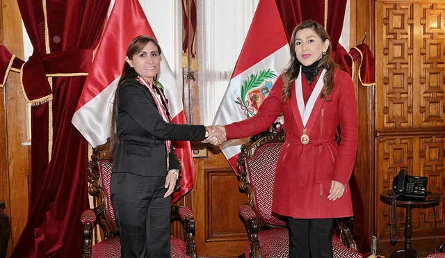 Patricia Benavides llegó hasta el Congreso para sostener una reunión protocolar con Lady Camones. Foto: Ministerio Público
