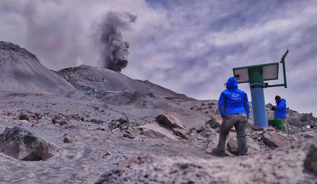 Los estudiosos de los volcanes necesitaban mejor equipamiento para su labor. Foto: IGP