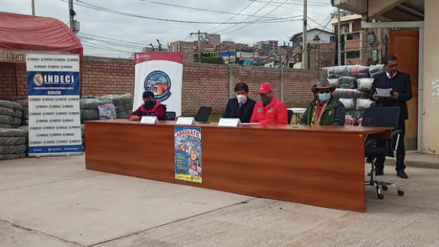 Gobernador de Cusco explicó situación de donación. Foto: Alexander Flores / URPI