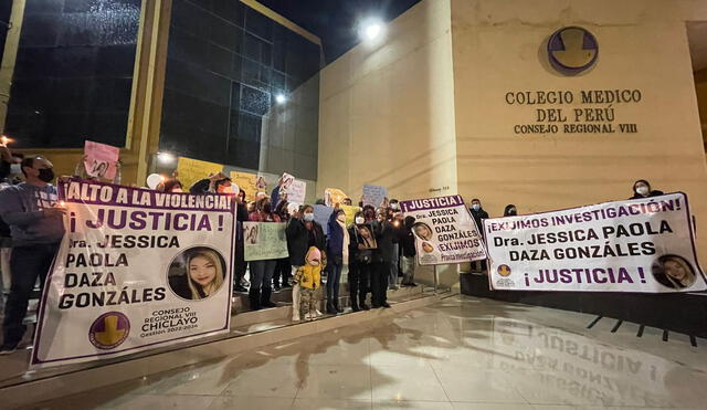 Vigilia por muerte de Paola Daza. Foto: Rosa Quincho/URPI-LR