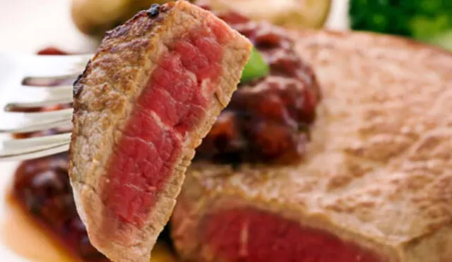 La carne a término medio suele ser la favorita de los entendidos de la gastronomía, pero ¿realmente puede perjudicar nuestra salud? Conoce todos los detalles aquí. Foto: ABC de la cocina/Instagram