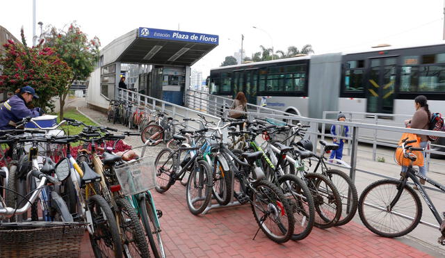 ATU: existen cicloparqueadores en una estación y dos terminales del Metropolitano. Foto: Metropolitano