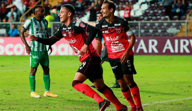 Alajuelense metió una tremenda victoria. Foto: @ldacr/Twitter