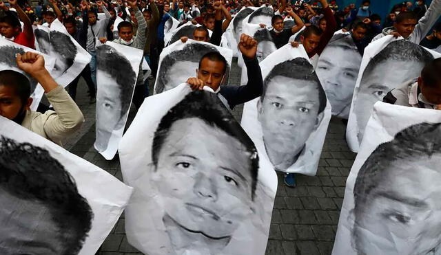 Murillo Karam es el más alto exfuncionario detenido por la desaparición de los normalistas, ocurrida en el estado de Guerrero (sur). Foto: El Universal