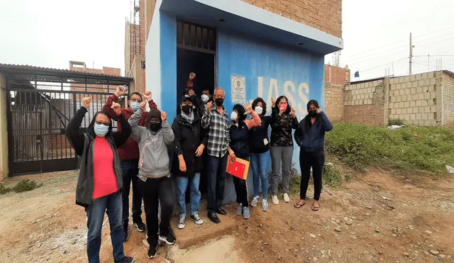 Vecinos pidieron que Ensa atienda sus reclamos, los mismos que han sido señalados desde hace años. Foto: Carlos Romero / La República