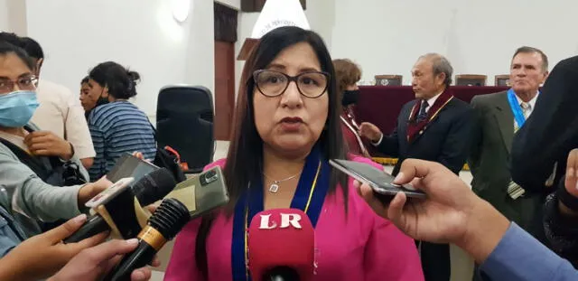 Decana del Colegio de Periodistas – Consejo Regional Arequipa, Flor Muñoz Apaza. Foto: La República