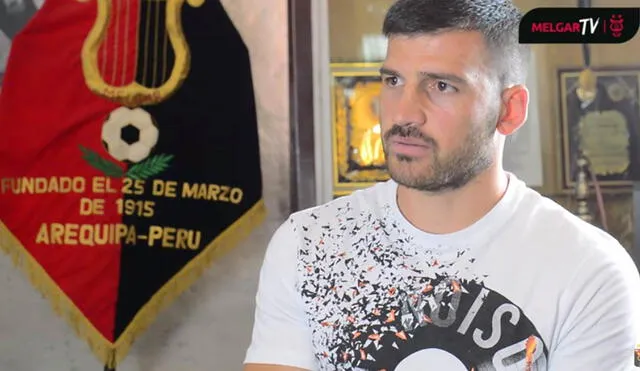 El delantero argentino dio una entrevista en la que habló sobre cómo fue su llegada a Melgar. Foto: captura de FBC Melgar TV