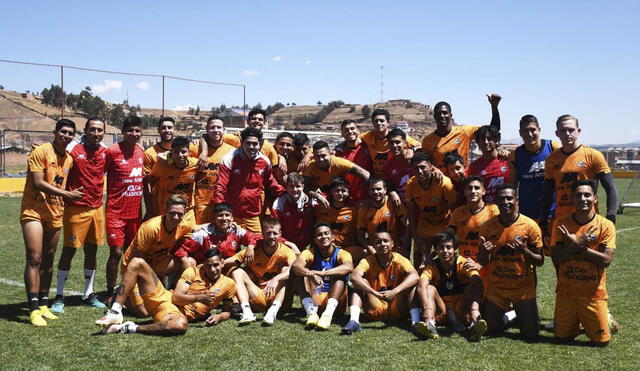 Cienciano terminó así la práctica del jueves en Anta. Foto: Club Cienciano