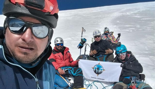 El alpinista Raju Merino llegó a la cumbre del Huascarán en una expedición junto a otras 12 personas. Foto: Edgar Raju