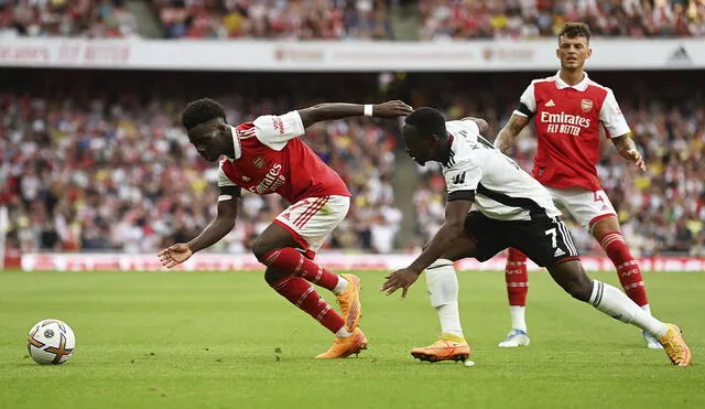 Arsenal vs. Fulham: ambas escuadras se fueron al descanso con el marcador sin goles. Foto: AFP