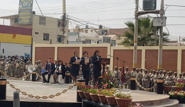 El pedido se realizó en la ceremonia protocolar al presidente Castillo. Foto: La República