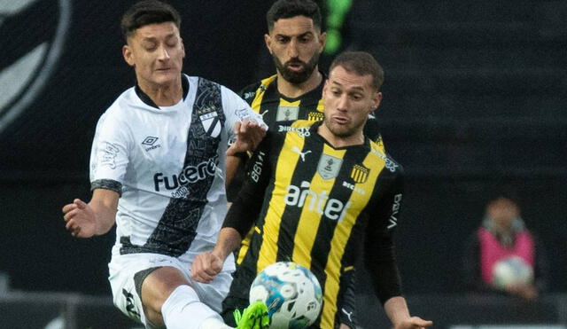 Peñarol suma ocho puntos con el empate ante Danubio y ahora visitará a Nacional en la siguiente fecha. Foto: Twitter Campeonato Uruguayo