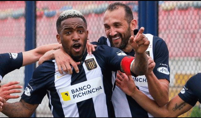 Jefferson Farfán volvió a Alianza Lima en la temporada 2021. Foto: Liga 1