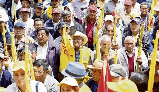 Sin justicia. Son alrededor de 2 millones de exfonavistas, en su mayoría adultos mayores. Foto: La República