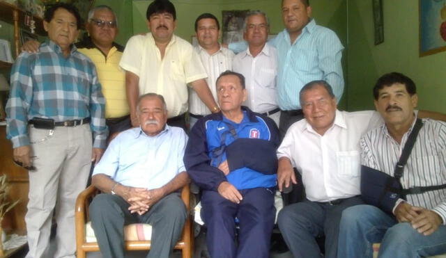 Integrantes de la recordada asociación de árbitros de Chiclayo. Foto: Aurelio Quiroz/Facebook