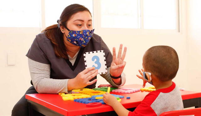 Especialista señala que se debe buscar un medio de comunicación según las habilidades del niño. Foto: Gobierno de Quintana Roo.