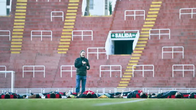 Intenso. Roffé realiza un gran trabajo con los jugadores. Foto: La República