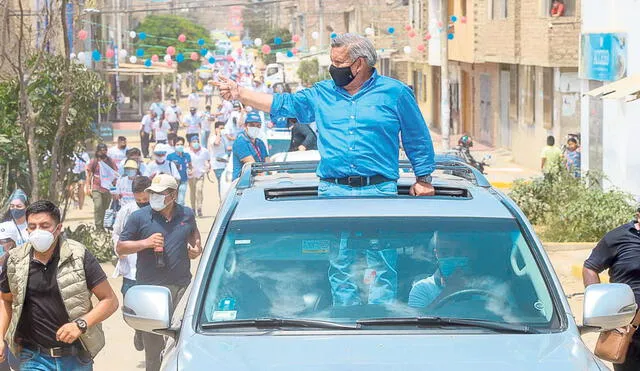 Citado. César Acuña ahora tendrá que responder ante el Ministerio Público por pretender utilizar al Congreso para satisfacer su apetito electoral. Foto: difusión