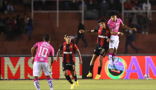 Melgar está jugando de local en Arequipa ante Independiente del Valle en la semifinal de la Copa Sudamericana. Foto: EFE