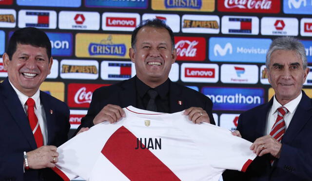 Juan Reynoso afrontará su primer partido oficial ante México y El Salvador. Foto: EFE